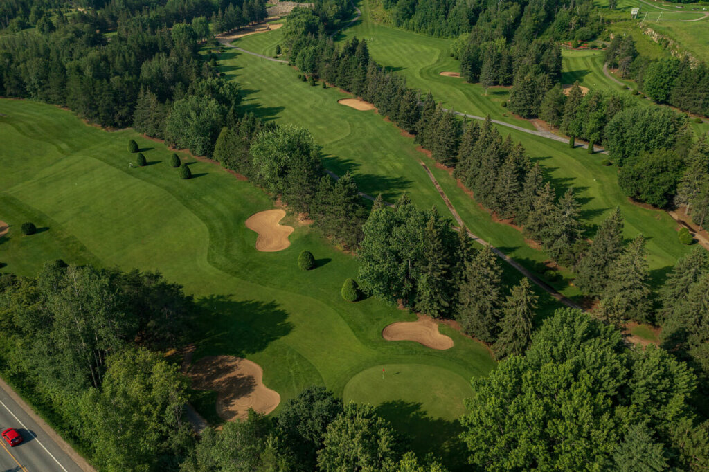 Idée de construire un golf en montagne